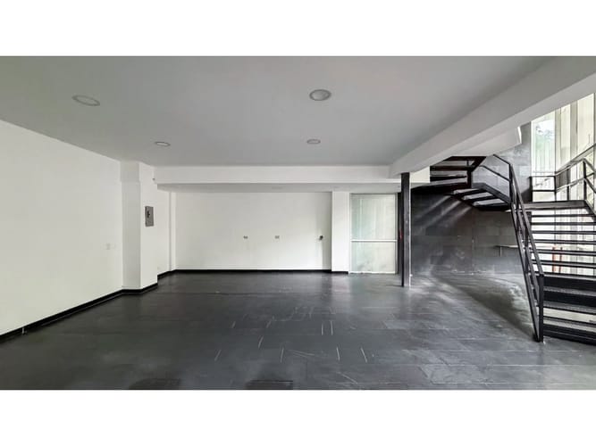 Local en arriendo en Manila, Medellín, 130 m² · foto 4 de 10