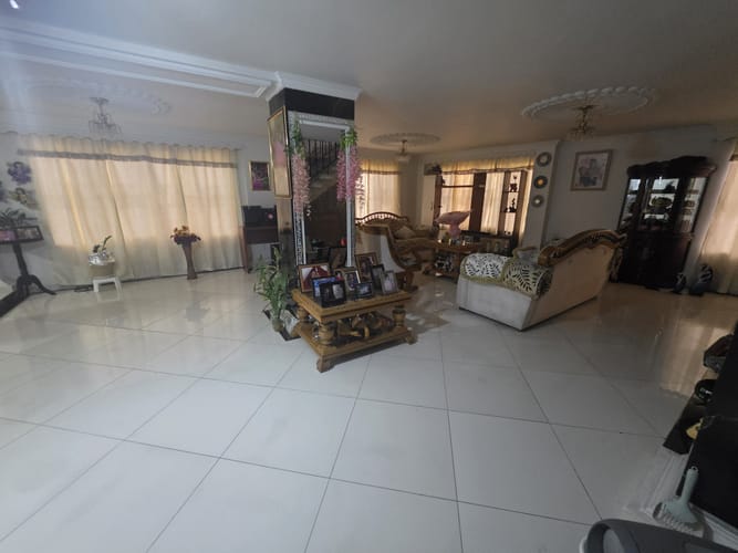 Casa de 6 alcobas en venta en La Hacienda, Cali, 320 m² · foto 3 de 24