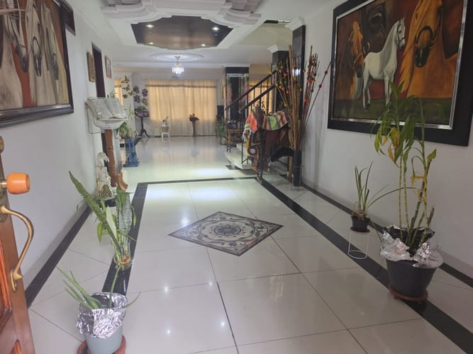 Casa de 6 alcobas en venta en La Hacienda, Cali, 320 m² · foto 9 de 24