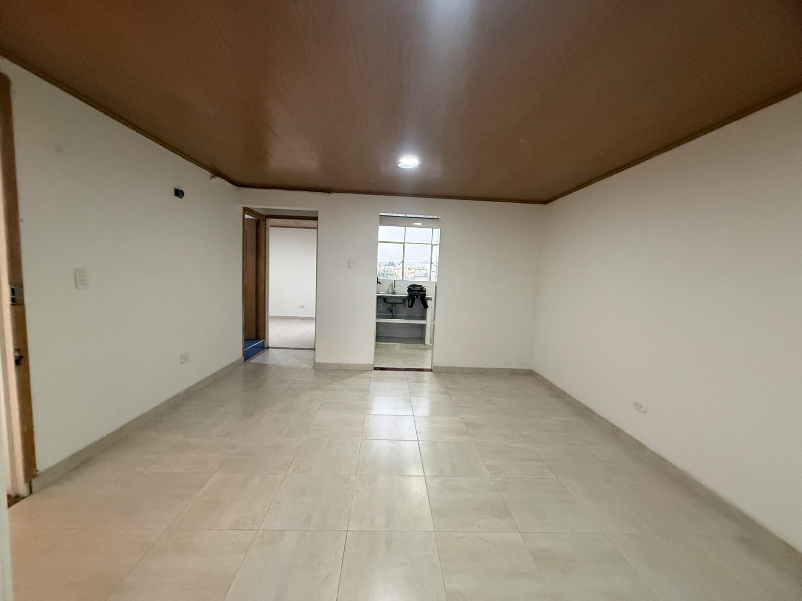 Apartamento en arriendo en Quirigua I, Bogotá · foto 5 de 8