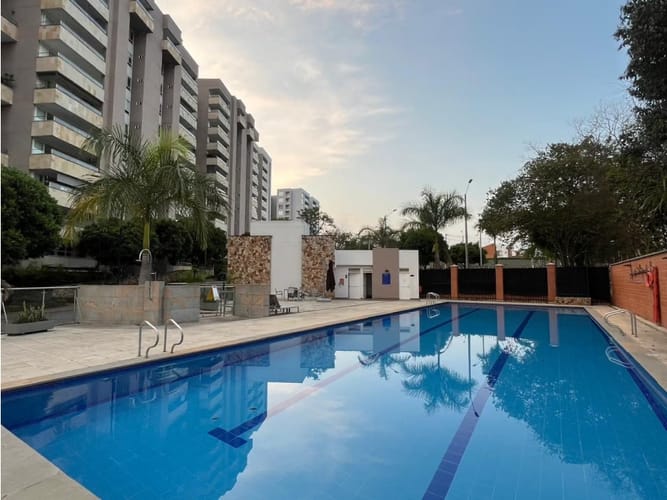 Apartamento en venta en Pance, Cali · foto 9 de 13