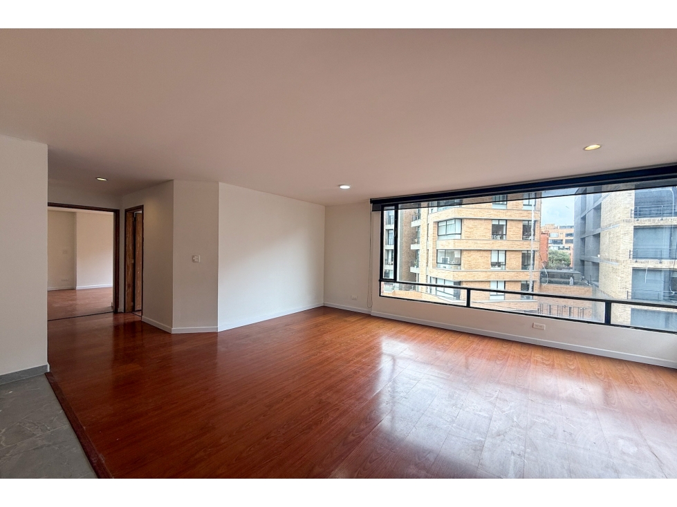 Apartamento en venta en Chicó Navarra, Bogotá · foto 2 de 11