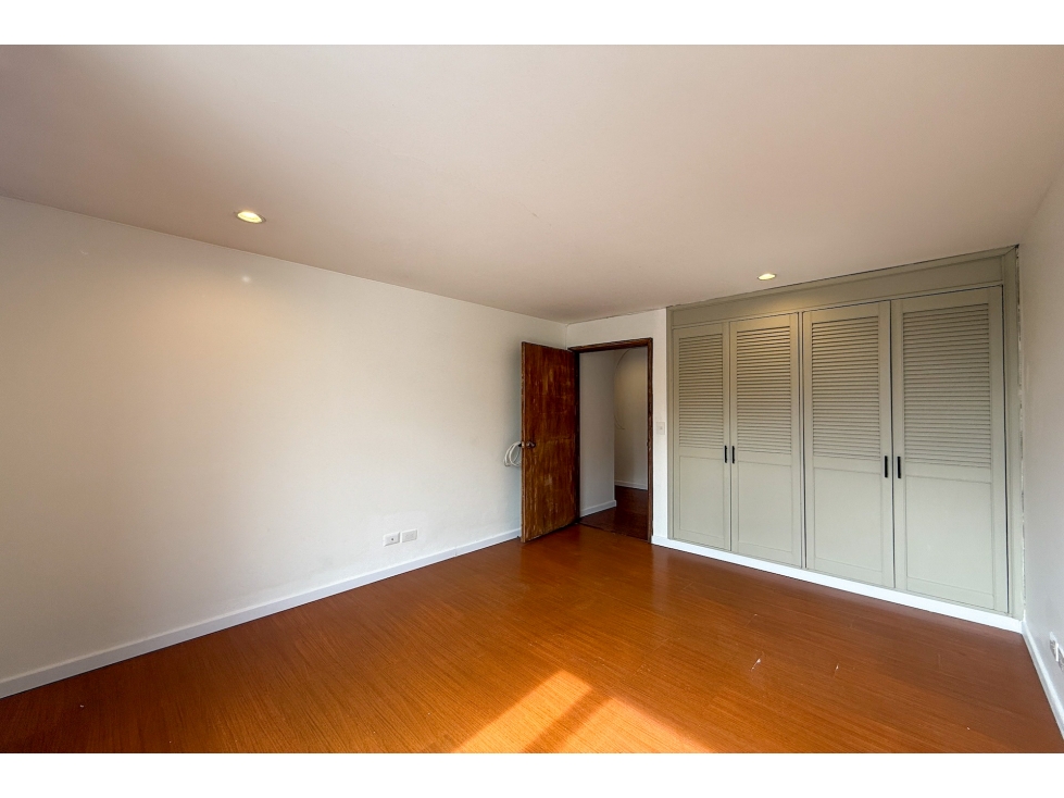 Apartamento en venta en Chicó Navarra, Bogotá · foto 8 de 11