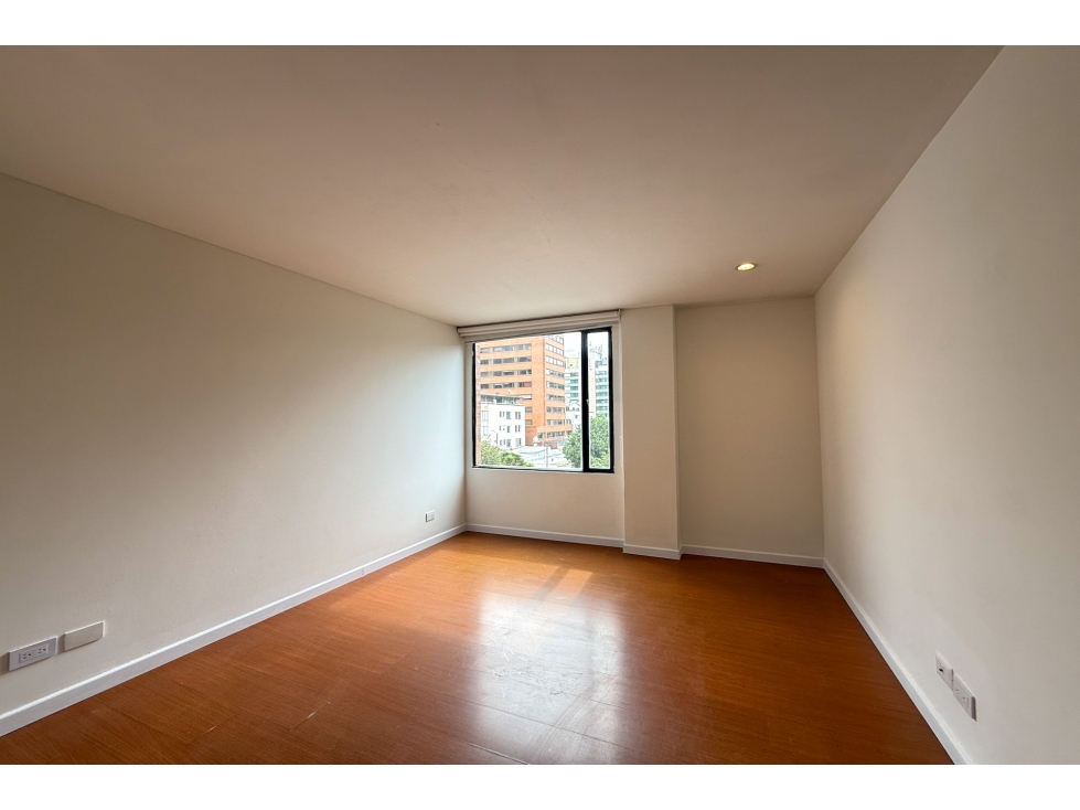 Apartamento en venta en Chicó Navarra, Bogotá · foto 10 de 11