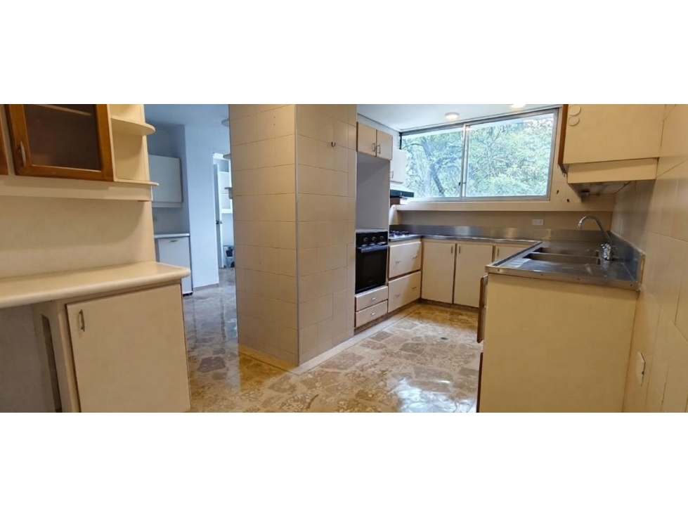 Apartamento en Arriendo en El Poblado, Medellín