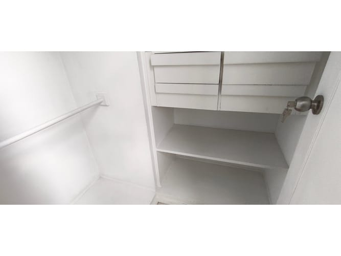 Apartamento de 4 alcobas en arriendo en Patio Bonito, Medellín, 170 m² · foto 13 de 23