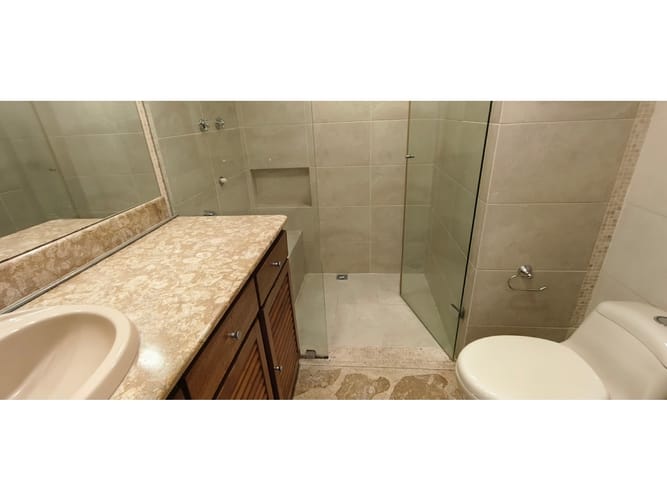 Apartamento de 4 alcobas en arriendo en Patio Bonito, Medellín, 170 m² · foto 20 de 23