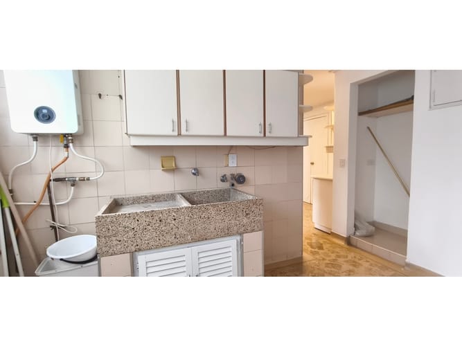 Apartamento de 4 alcobas en arriendo en Patio Bonito, Medellín, 170 m² · foto 23 de 23