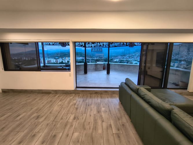 Apartamento en venta en Tequendama, Cali · foto 2 de 16
