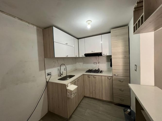 Casa de 10 alcobas en venta en Cañaveralejo, Cali, 335 m² · foto 3 de 23