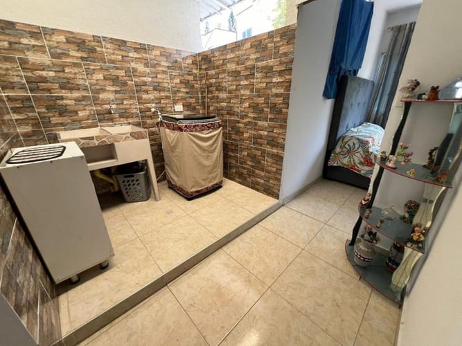 Casa de 10 alcobas en venta en Cañaveralejo, Cali, 335 m² · foto 13 de 23