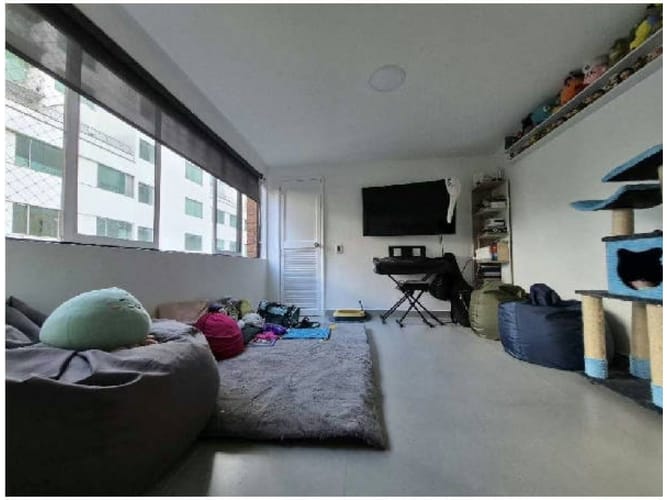 Apartamento de 3 alcobas en venta en Oviedo, Medellín, 145 m² · foto 8 de 19