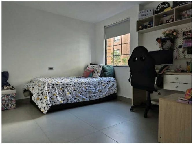 Apartamento de 3 alcobas en venta en Oviedo, Medellín, 145 m² · foto 13 de 19