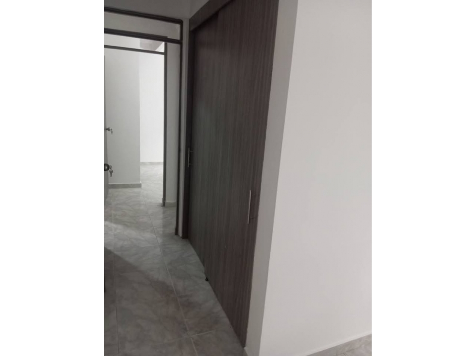 Apartamento en venta en Colseguros Andes, Cali · foto 4 de 9