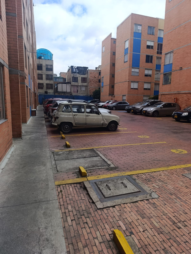 Apartamento en venta en Britalia, Bogotá · foto 4 de 24