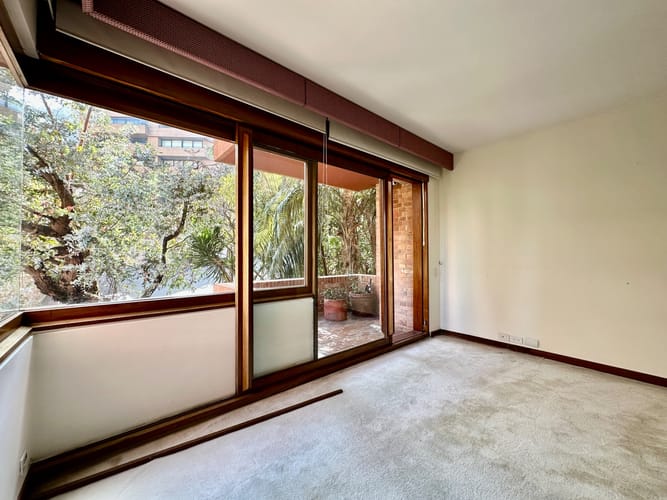 Apartamento de 3 alcobas en venta en Los Rosales, Bogotá, 287 m² · foto 17 de 24