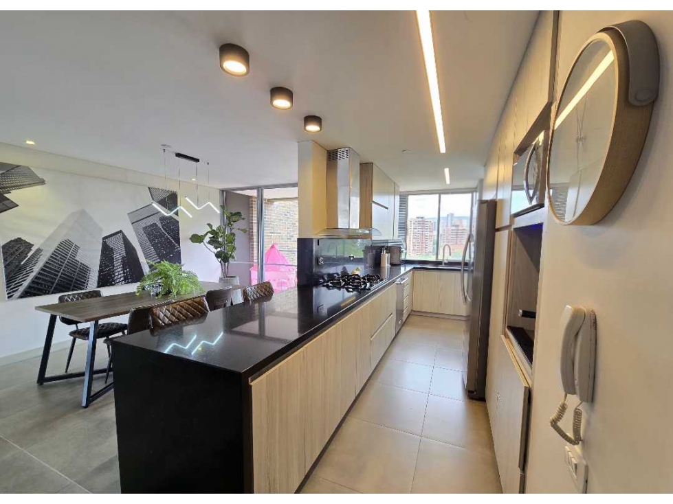 Apartamento en venta en Loma Benedictinos, Envigado · foto 11 de 24