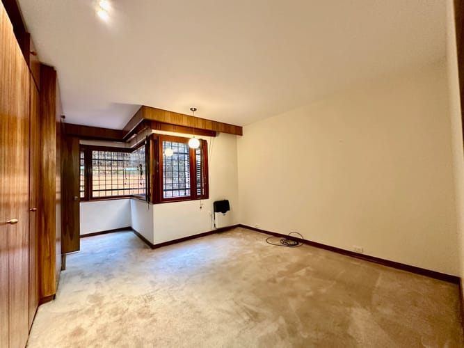 Apartamento de 3 alcobas en venta en Los Rosales, Bogotá, 287 m² · foto 21 de 24
