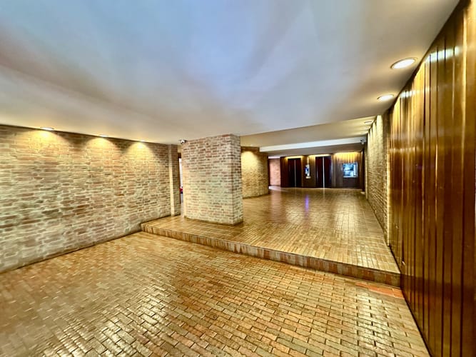 Apartamento de 3 alcobas en venta en Los Rosales, Bogotá, 287 m² · foto 22 de 24