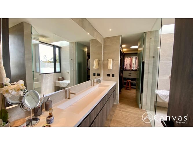 Casa de 4 alcobas en venta en Las Palmas, Envigado, 455 m² · foto 10 de 21
