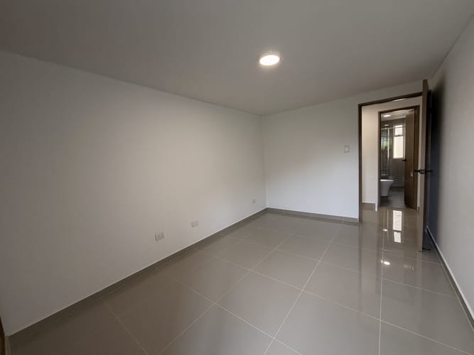 Apartamento de 3 alcobas en venta en Pampa Linda, Cali · foto 7 de 12