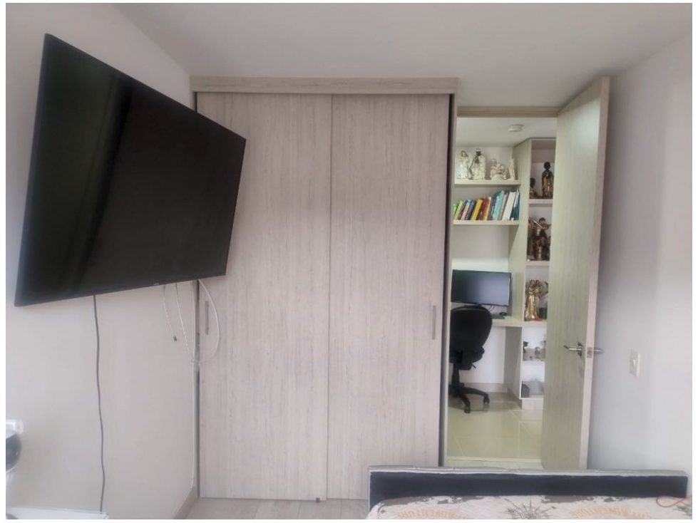 Apartamento en venta en La Paz, Envigado · foto 9 de 24