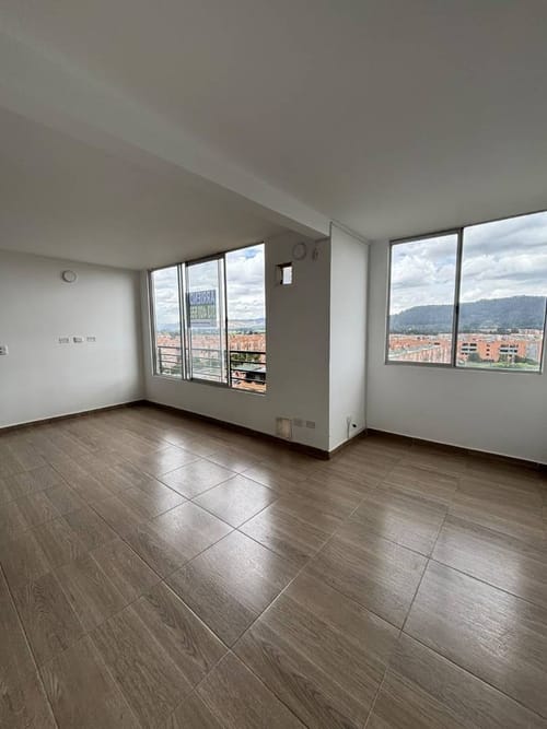 Apartamento de 2 alcobas en arriendo en La Prosperidad, Madrid, 53 m² · foto 2 de 16