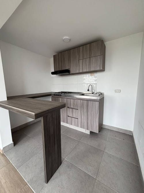 Apartamento de 2 alcobas en arriendo en La Prosperidad, Madrid, 53 m² · foto 3 de 16