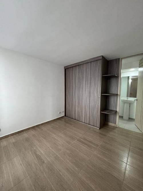 Apartamento de 2 alcobas en arriendo en La Prosperidad, Madrid, 53 m² · foto 12 de 16