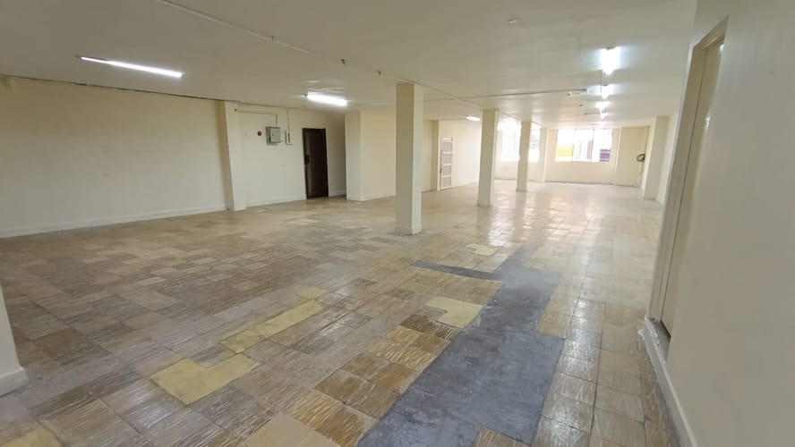 Bodega en arriendo en Belén, Medellín, 330 m² · foto 4 de 11