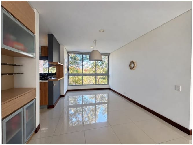 Apartamento de 3 alcobas en venta en La Florida, Medellín, 151 m² · foto 3 de 19