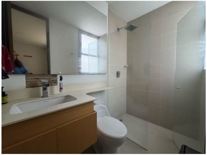 Apartamento de 3 alcobas en venta en La Florida, Medellín, 151 m² · foto 9 de 19