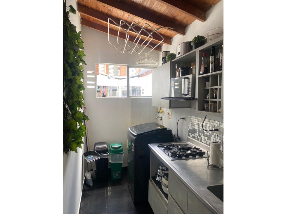 Apartamento en venta en Loma Del Esmeraldal, Envigado · foto 2 de 19