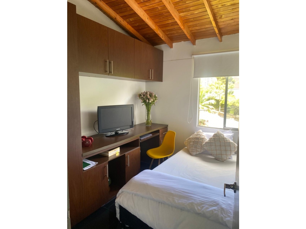 Apartamento en venta en Loma Del Esmeraldal, Envigado · foto 10 de 19