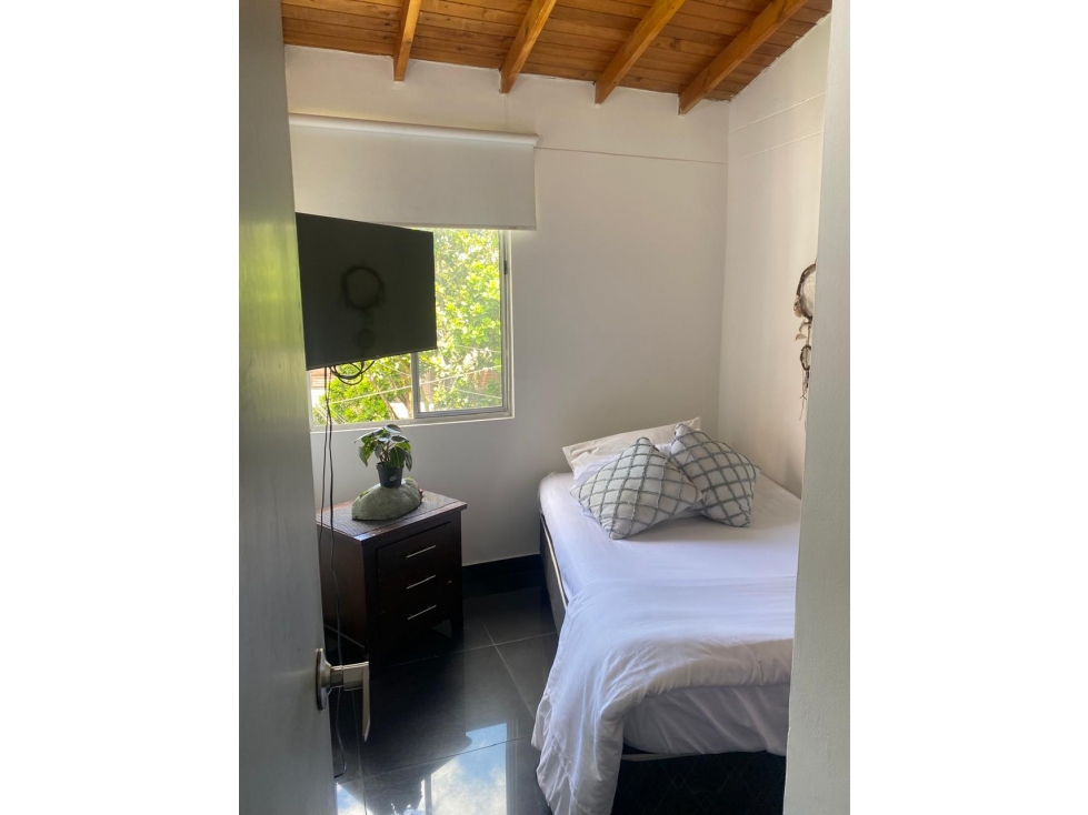 Apartamento en venta en Loma Del Esmeraldal, Envigado · foto 12 de 19