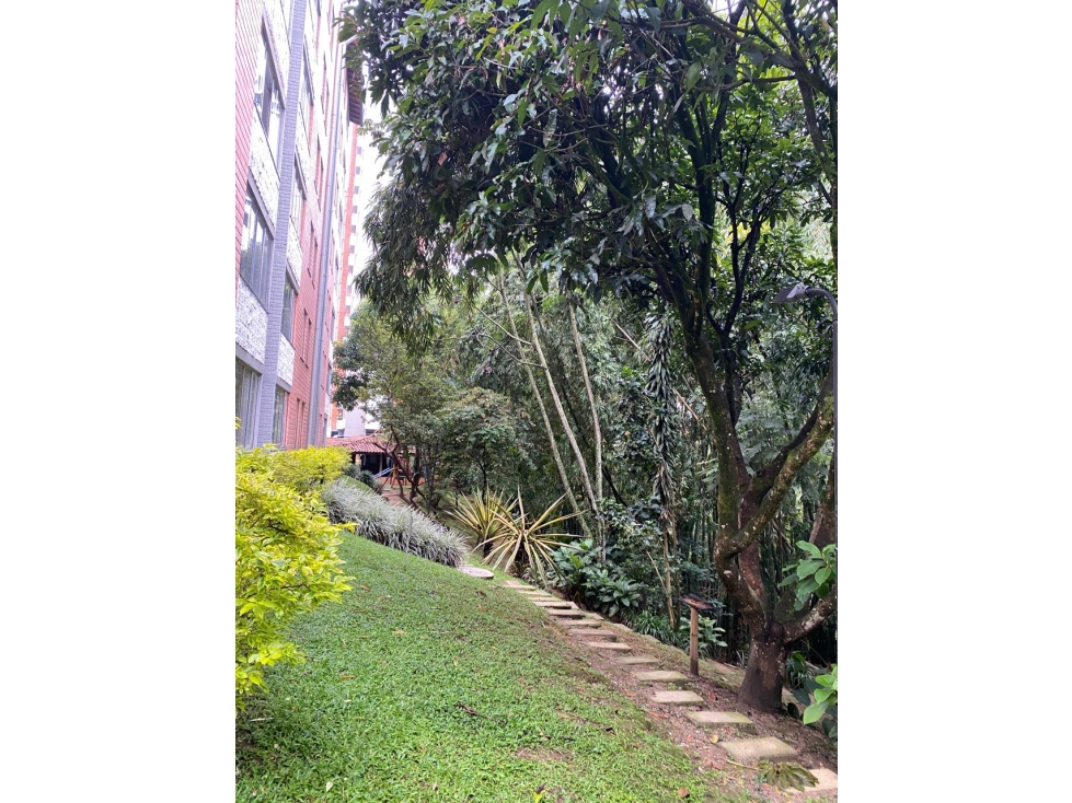 Apartamento en venta en Loma Del Esmeraldal, Envigado · foto 18 de 19
