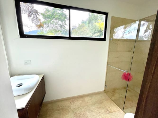 Casa de 5 alcobas en venta en Las Palmas, Envigado, 555 m² · foto 18 de 24
