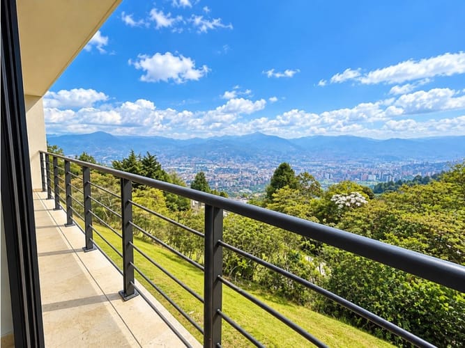 Casa de 5 alcobas en venta en Las Palmas, Envigado, 555 m² · foto 24 de 24