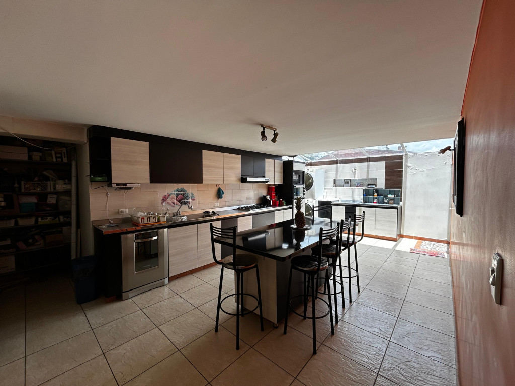 Casa en venta en Niza, Bogotá · foto 6 de 24
