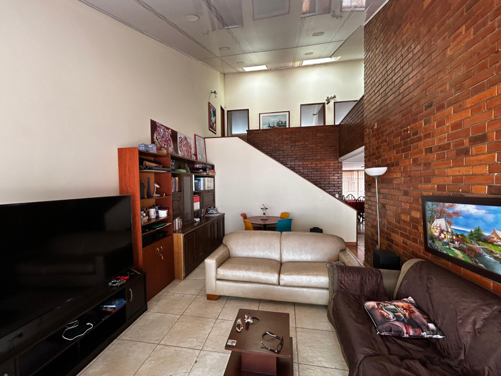 Casa en venta en Niza, Bogotá · foto 14 de 24