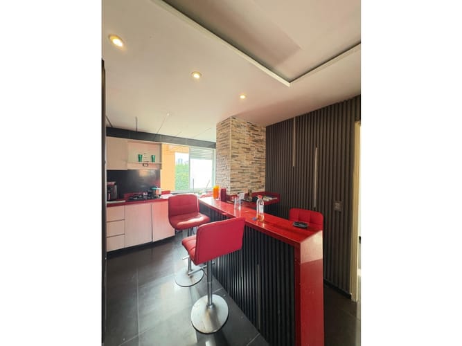 Apartamento de 2 alcobas en arriendo en Laureles, Medellín, 75 m² · foto 2 de 8