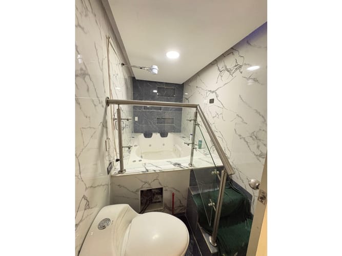 Apartamento de 2 alcobas en arriendo en Laureles, Medellín, 75 m² · foto 6 de 8