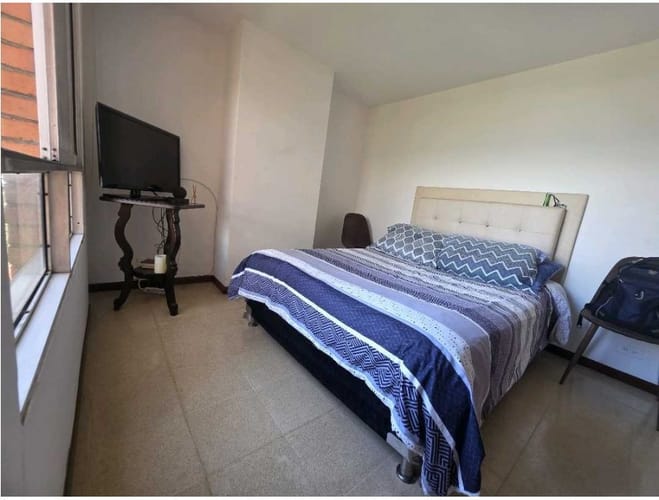 Apartaestudio en venta en Astorga, Medellín, 42 m² · foto 8 de 13