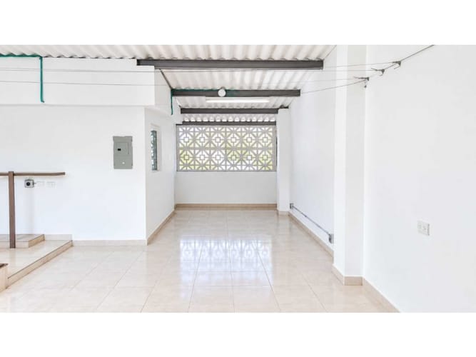 Bodega en arriendo en Torices, Cartagena, 498 m² · foto 4 de 16