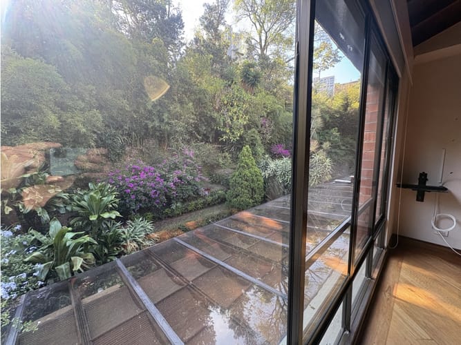 Casa de 3 alcobas en arriendo en El Poblado, Medellín, 217 m² · foto 13 de 17