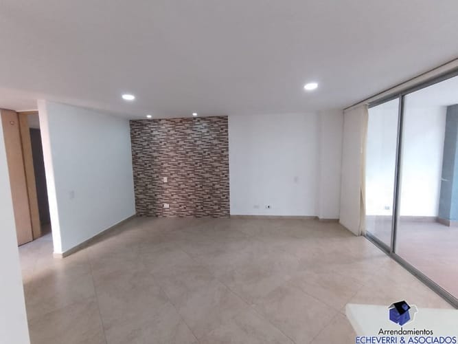 Apartamento de 3 alcobas en arriendo en Zuñiga, Envigado, 140 m² · foto 4 de 12
