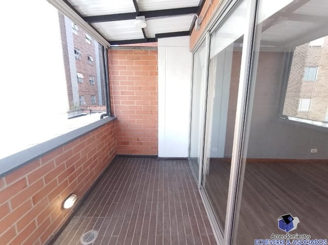 Apartamento de 3 alcobas en arriendo en Zuñiga, Envigado, 140 m² · foto 7 de 12