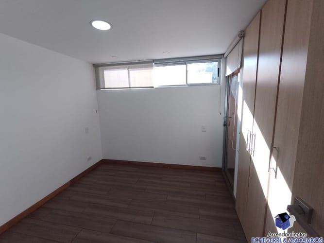 Apartamento de 3 alcobas en arriendo en Zuñiga, Envigado, 140 m² · foto 12 de 12