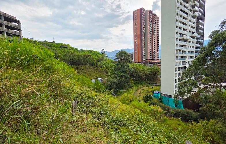 Lote en venta en Las Lomitas, Sabaneta, 4826 m² · foto 8 de 24