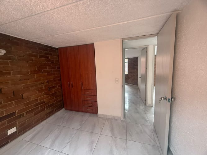 Apartamento de 3 alcobas en arriendo en Carlos Lleras Restrepo Manzana C, Bogotá, 66 m² · foto 5 de 13
